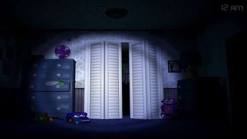 Five Nights at Freddy's 4 screenshot 2