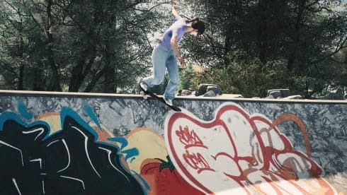 Session: Skate Sim screenshot 1